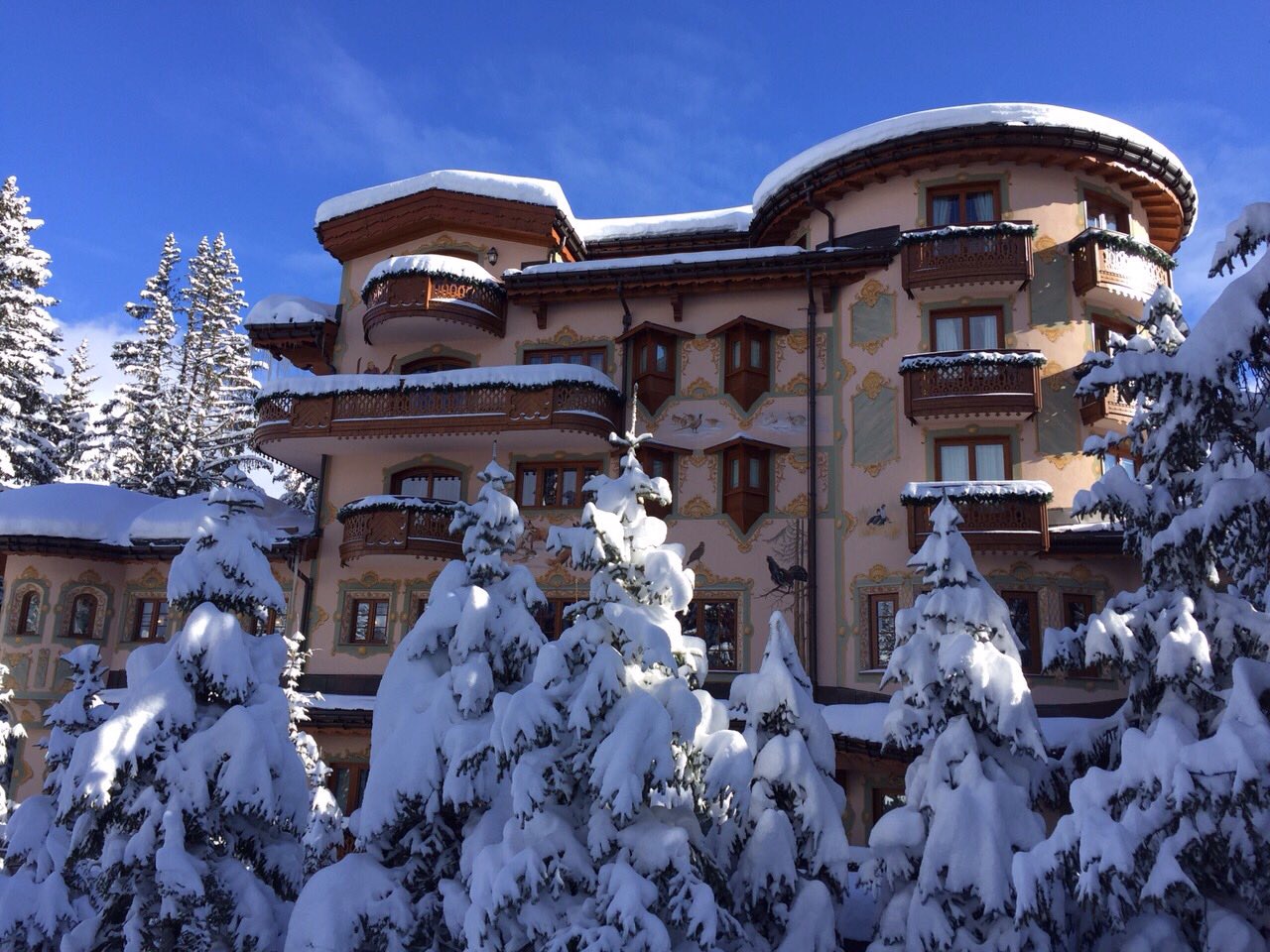 Hotel in Courchevel on the slope